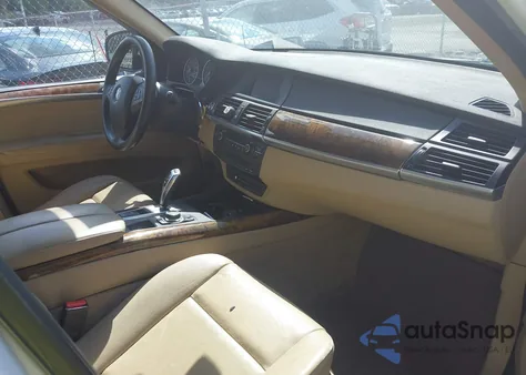 2011 BMW X5 xDrive35I/xDrive35I Premium/xDrive35I Sport Activity from USA, damaged, VIN 5UXZV4C50BL740137